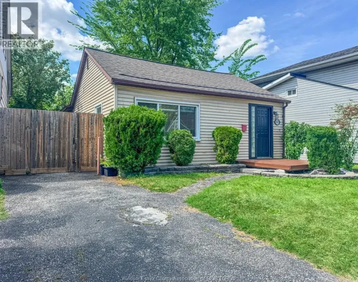 2529 ALEXIS, Windsor