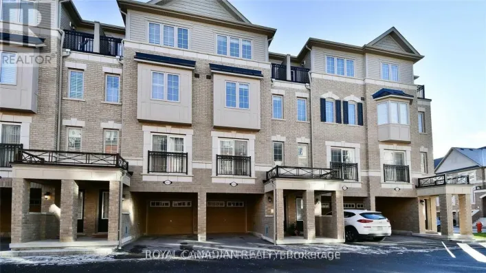 Row / Townhouse for rent: 2529 BROMUS PATH, Oshawa