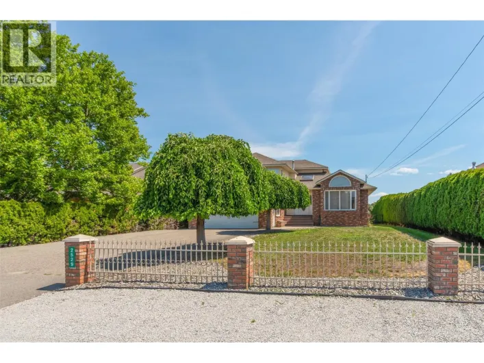 2529 Thacker Drive, West Kelowna