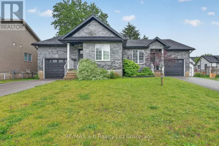 253 CHARLES STREET W, Ingersoll