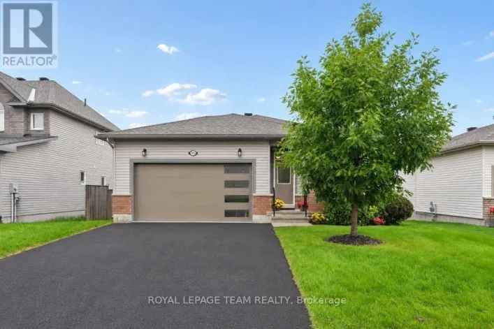 253 EDEY STREET, Arnprior