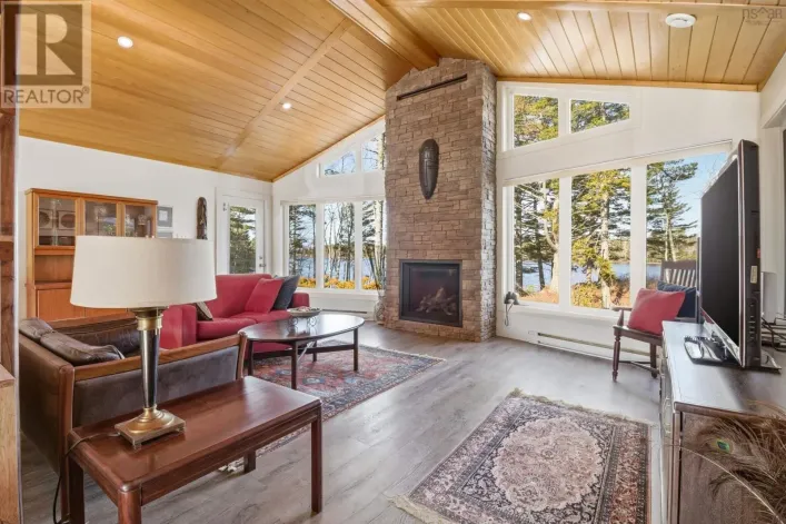 253 Meek Arm Trail, East Uniacke