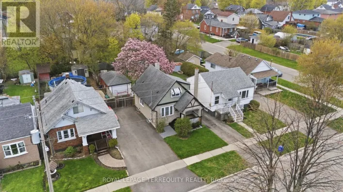 253 OSHAWA BOULEVARD S, Oshawa