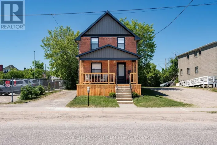 253 SECOND AVENUE W, North Bay