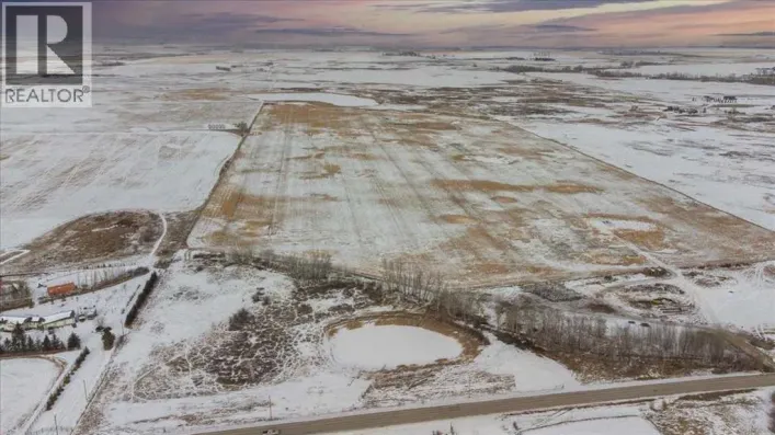 253032 Township Road 244, Rural Wheatland County