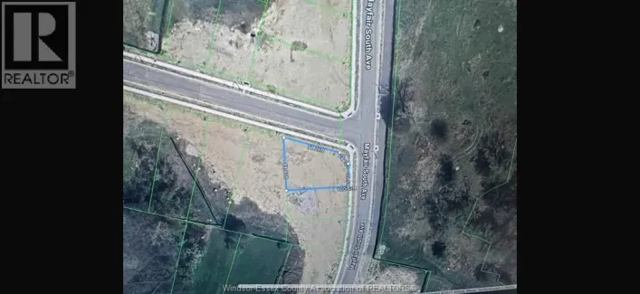 2532 MAYFAIR South, LaSalle