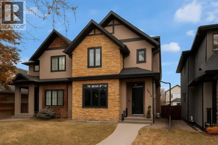 2534 3 Avenue NW, Calgary