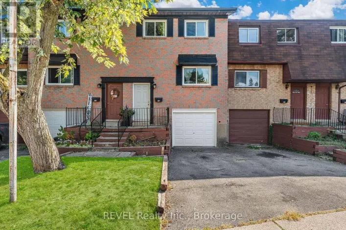 254 - 195 DENISTOUN STREET, Welland