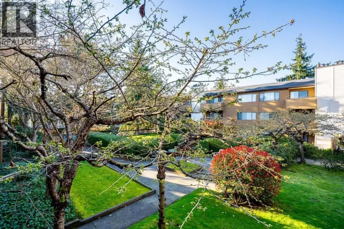 254 7293 MOFFATT ROAD, Richmond