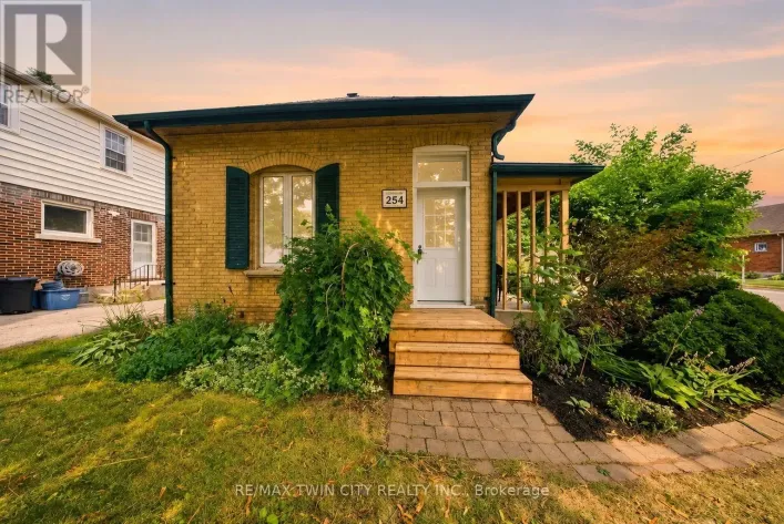 254 ERIE AVENUE, Brantford