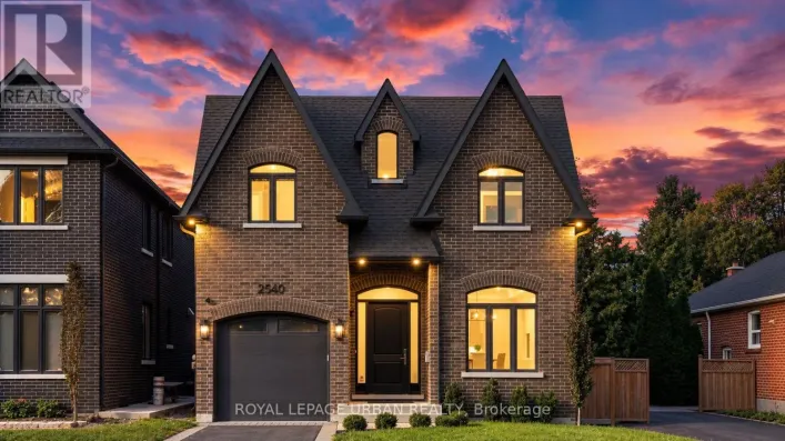 2540 ST CLAIR AVENUE E, Toronto