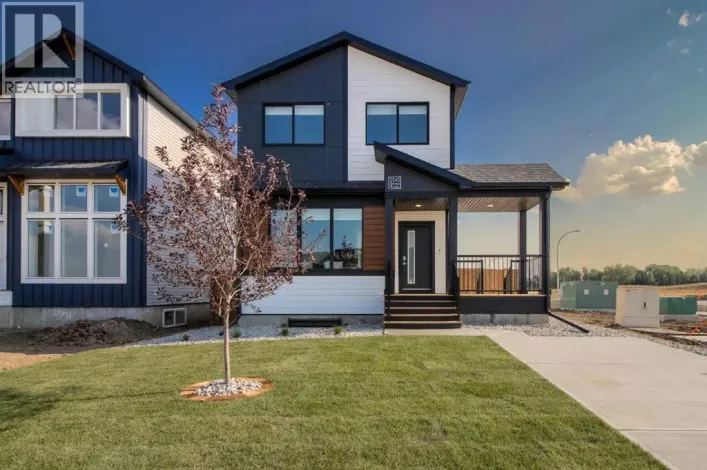 2545 16 Avenue N, Coaldale