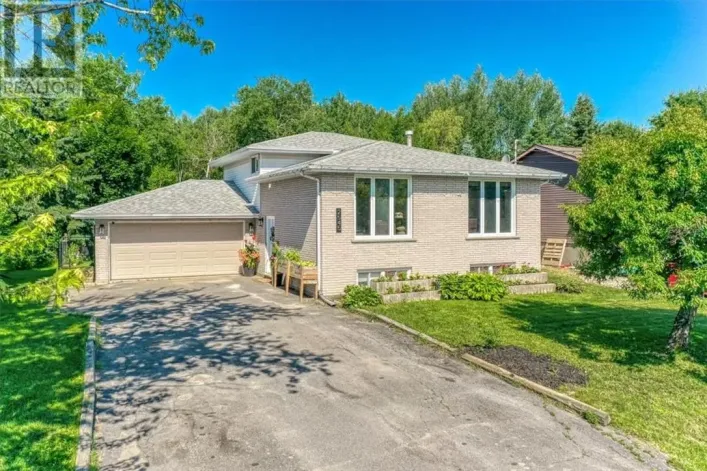 House for sale: 2545 Field Street, Sudbury