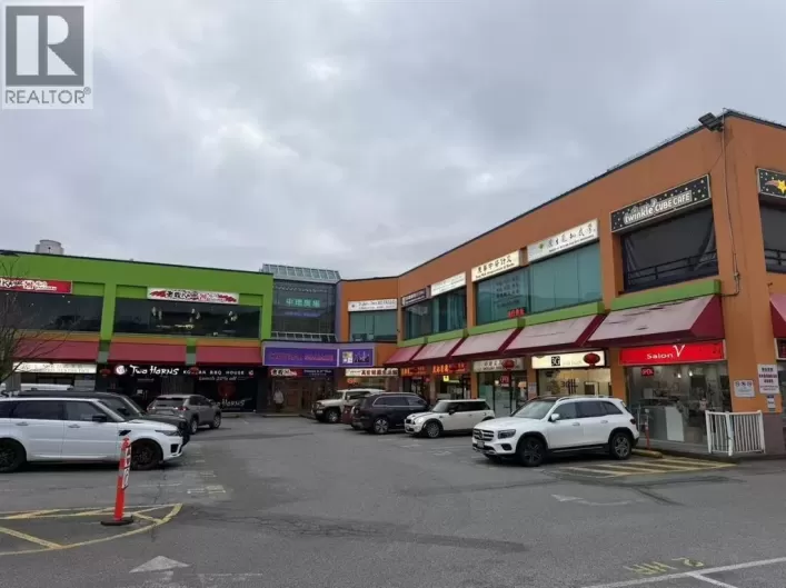 255 4231 HAZELBRIDGE WAY, Richmond