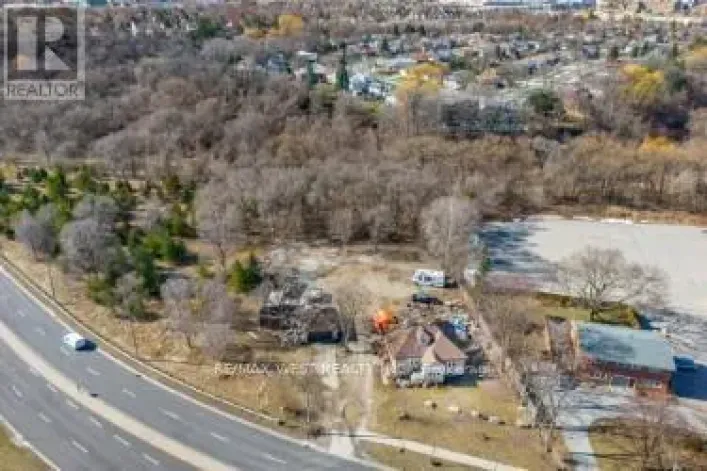 255 ALBION ROAD, Toronto