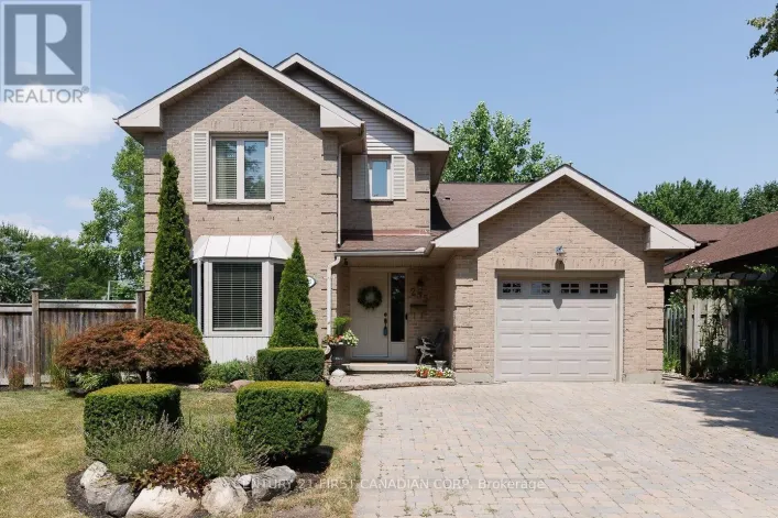 255 DEVERON CRESCENT, London South