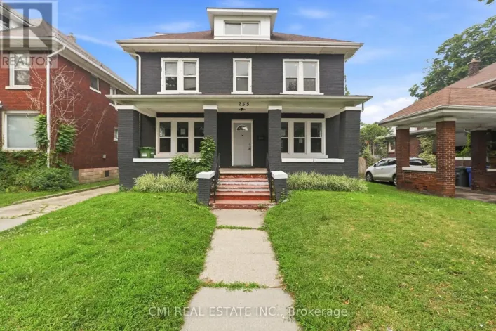 255 HALL AVENUE, Windsor