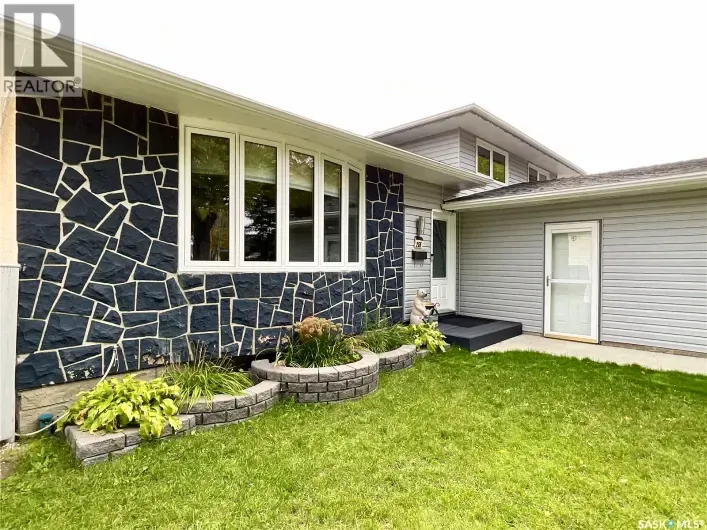 House for sale: 255 Litzenberger CRESCENT, Regina