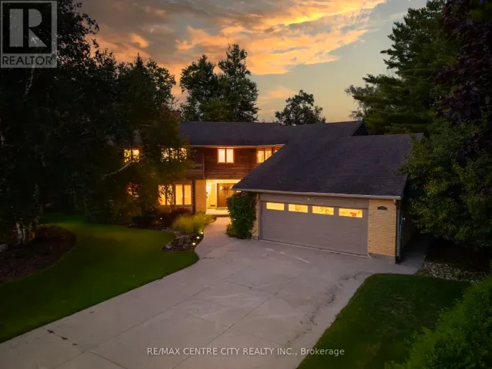 255 MILL POND CRESCENT, Strathroy-Caradoc