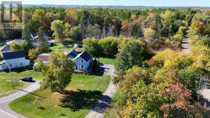 255 MUDCAT ROAD, Belleville