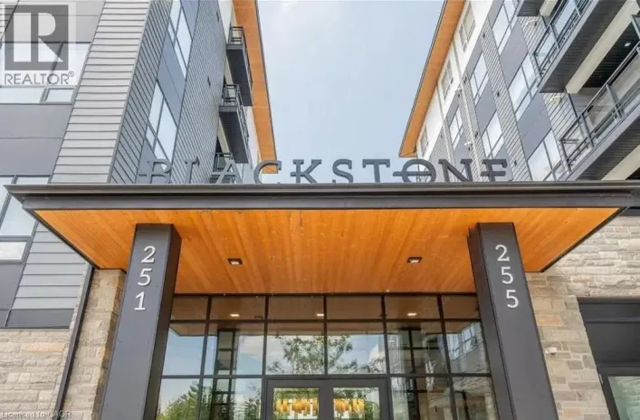 255 NORTHFIELD Drive E Unit# 513, Waterloo