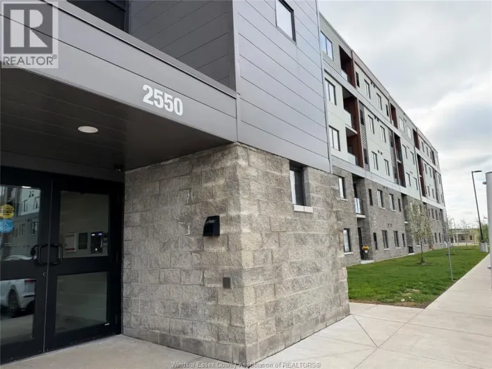 2550 Sandwich West PARKWAY Unit# 505, LaSalle