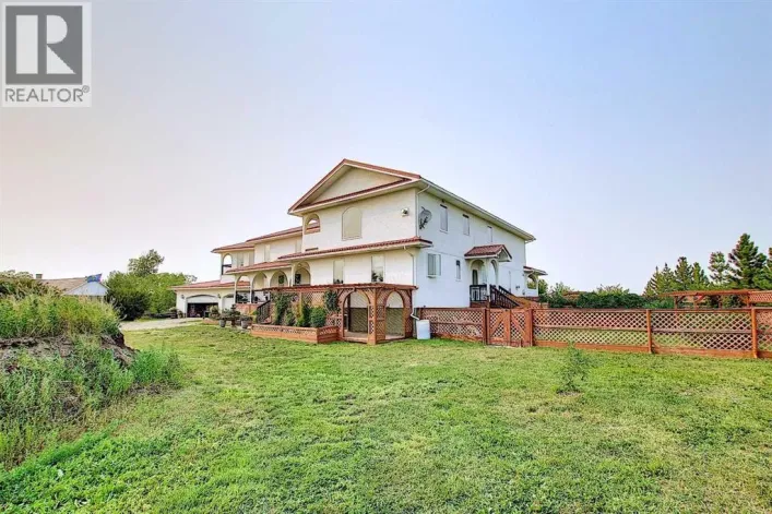 255046 Township Road 250, Rural Wheatland County