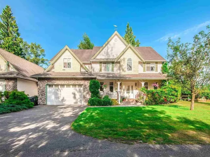 2552 207 STREET, Langley