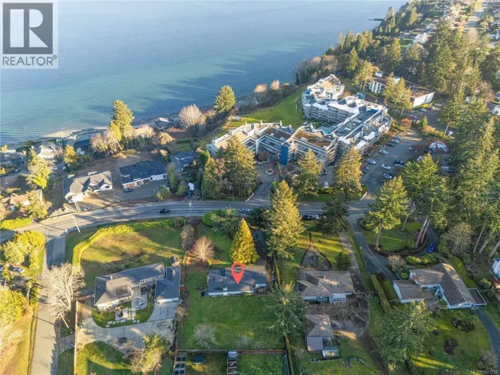 2555 Departure Bay Rd, Nanaimo
