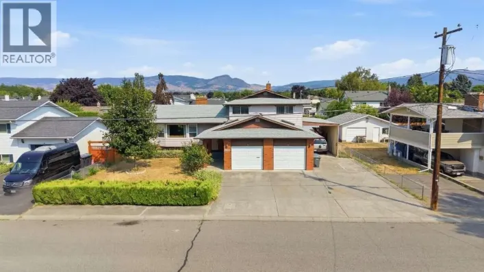 2555 Grenfell Road, Kelowna
