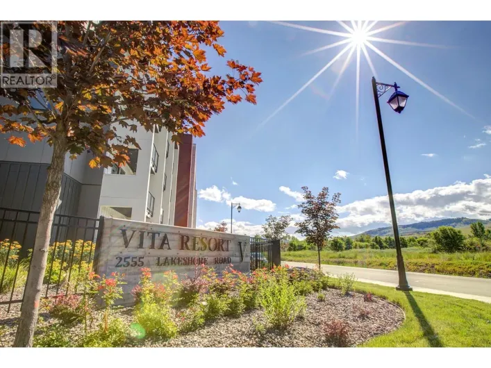 Apartment for sale: 2555 Lakeshore Road Unit# 419, Vernon