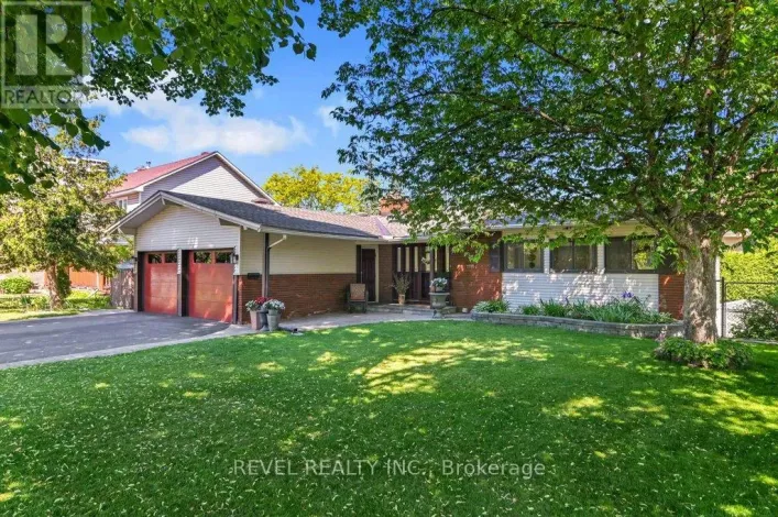 2555 REGINA STREET, Ottawa