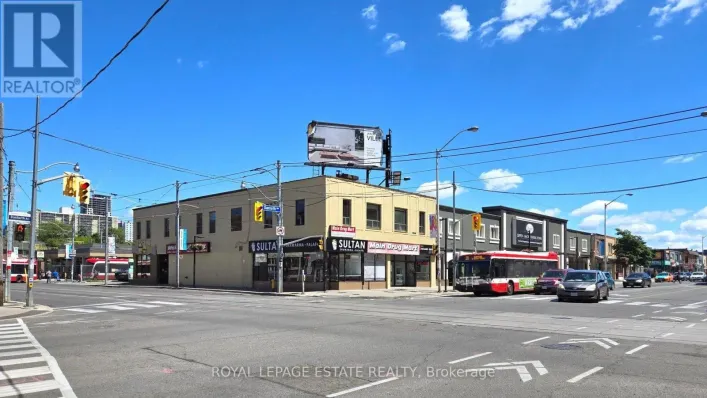 2558 DANFORTH AVENUE, Toronto