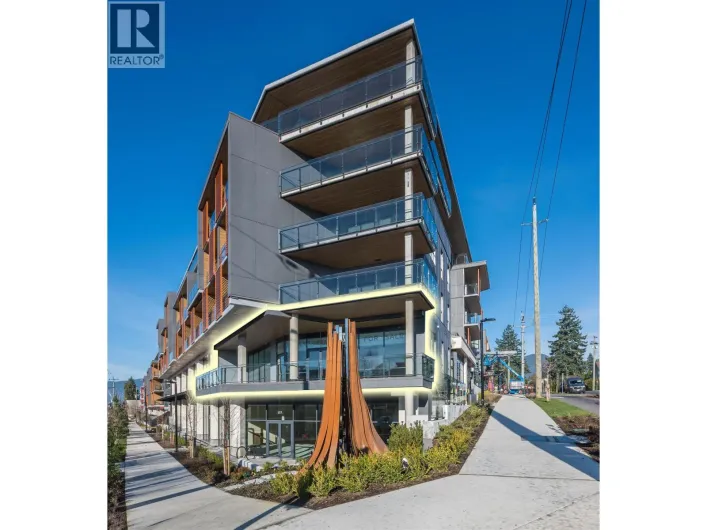 256 422 E 3RD STREET, North Vancouver