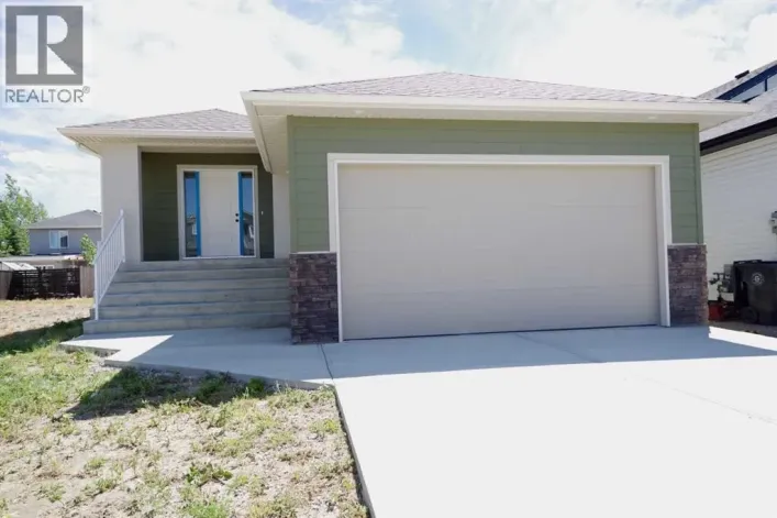 256 Greenwood Road, Coalhurst