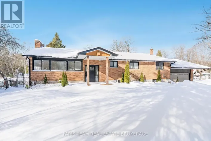 256 KNOX ROAD E, Wasaga Beach