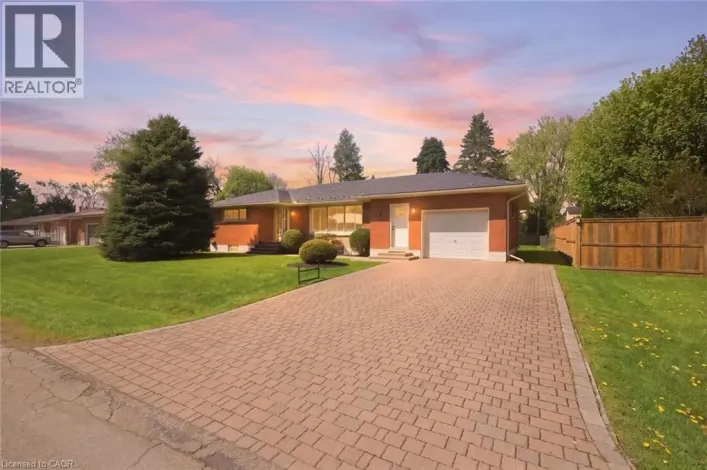 256 MONTCLAIR Crescent, Waterford