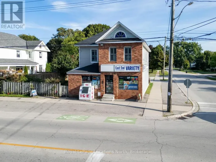 256 ONTARIO STREET, Collingwood