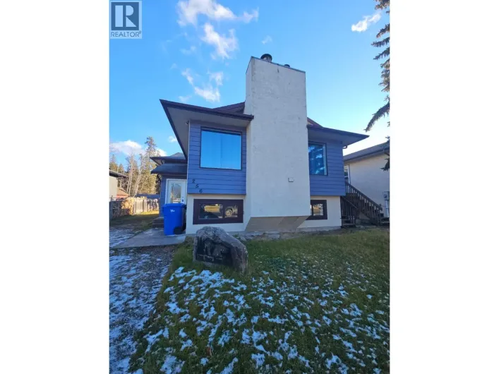256 Peace River Crescent, Tumbler Ridge