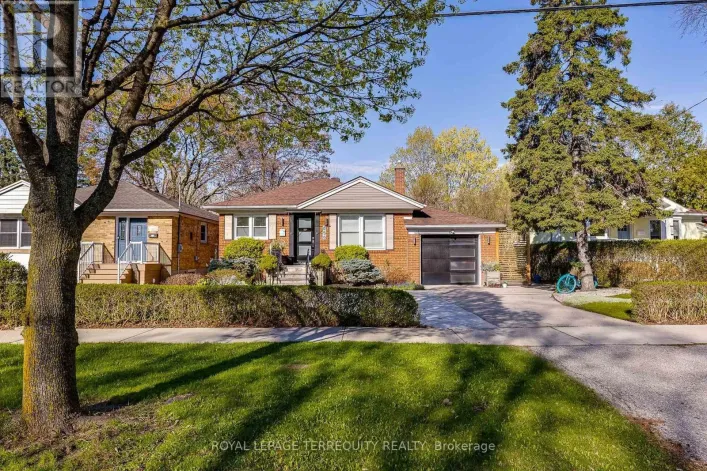 256 RENFORTH DRIVE, Toronto