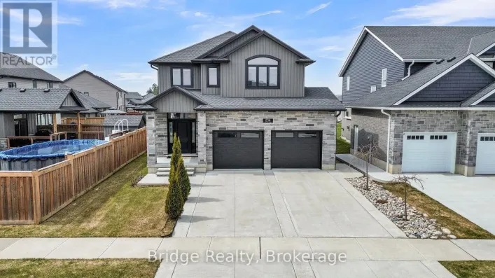 256 TAMARACK BOULEVARD, Woodstock