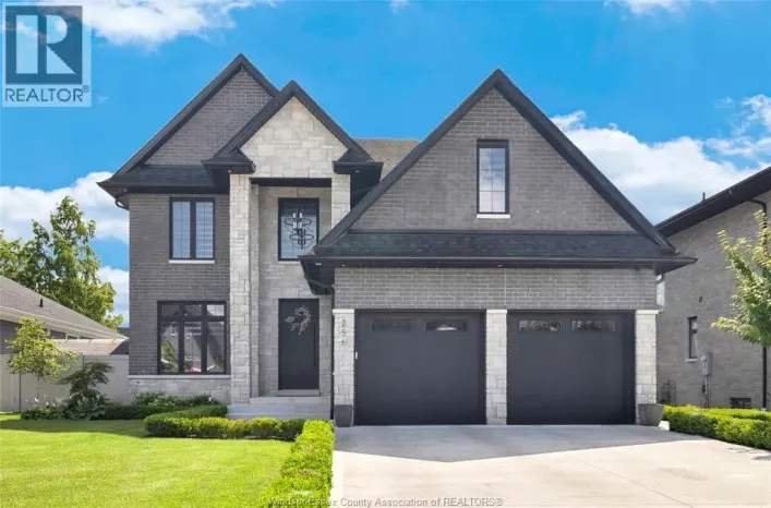 256 XAVIER CIRCLE, Lakeshore