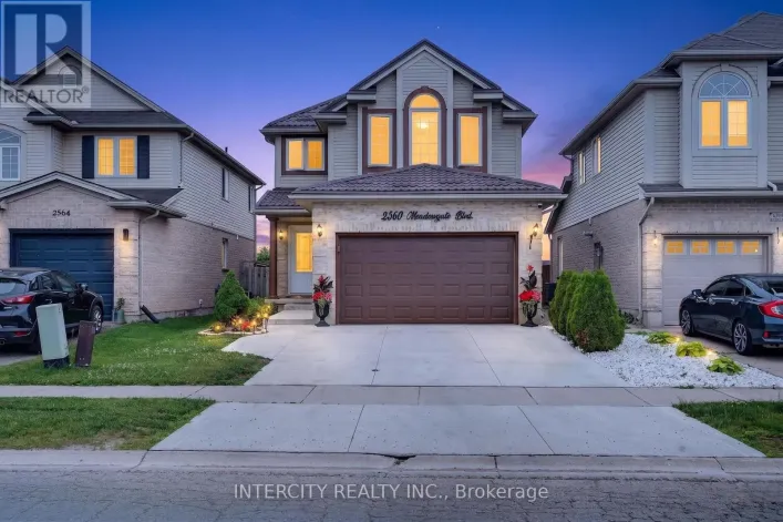 2560 MEADOWGATE BOULEVARD, London South