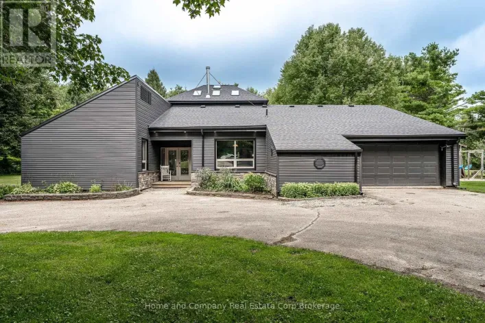 256360 SUNOVA CRESCENT, Zorra