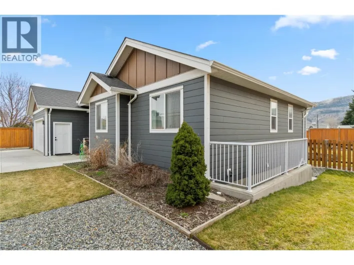 2567 YOUNG Avenue, Kamloops