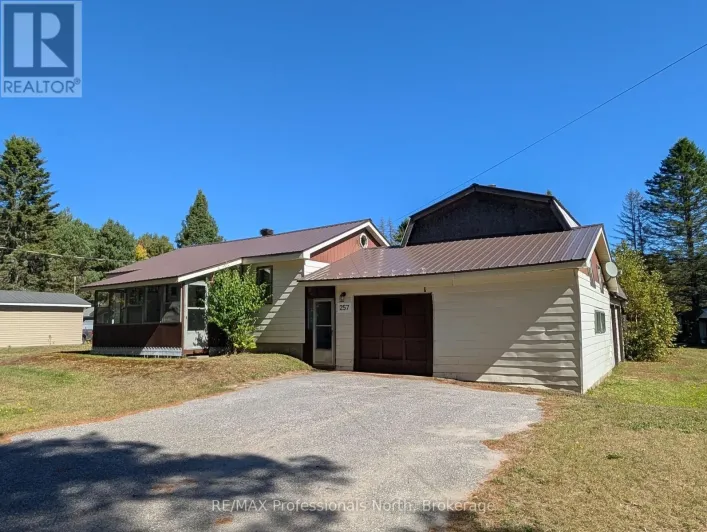 257 ALBERT STREET N, Strong