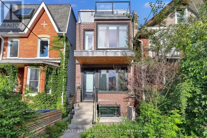 257 BORDEN STREET, Toronto