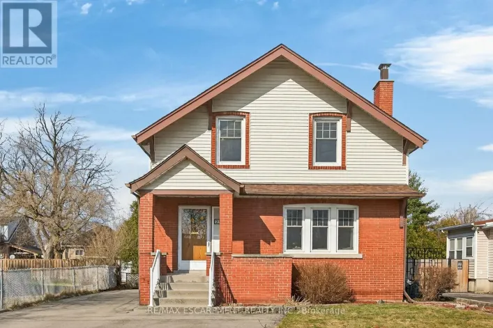 257 QUEENSDALE AVENUE E, Hamilton