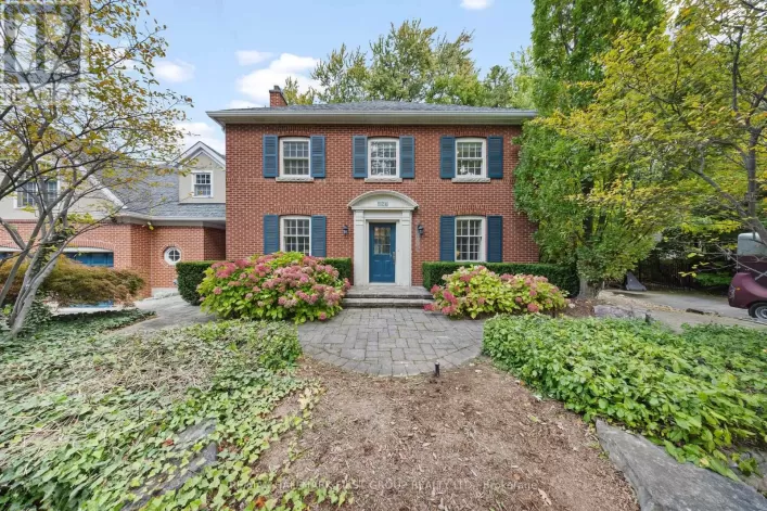 257 ROSELAND CRESCENT, Burlington