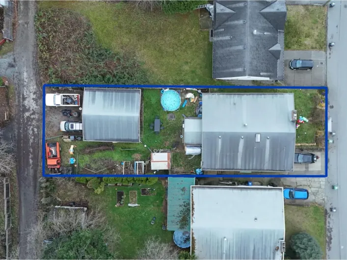 2574 CAMPBELL AVENUE, Abbotsford